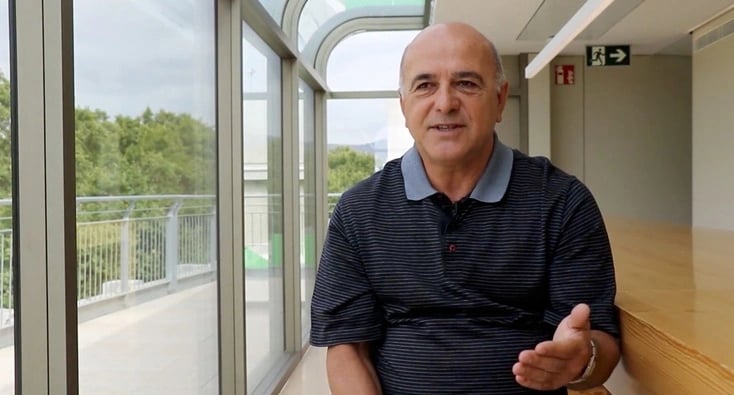 Josep Maria Pérez lluita per la cura de l'Alzheimer col·laborant amb la Fundació Pasqual Maragall. 